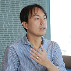 小林 篤