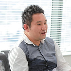 米山 輝一